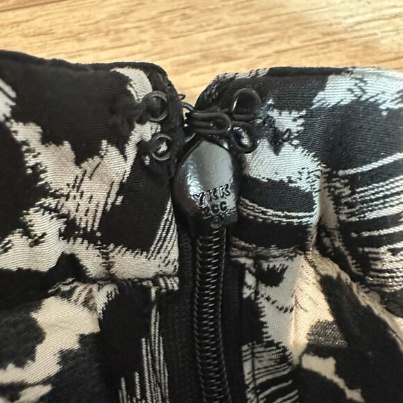 Madewell Women's Side-Slit Midi Skirt in Floral Crepe Black and White 8 NEW - Picture 9 of 13